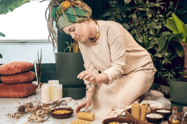 نیم حکیم عامل اور جعلی ڈاکٹر، لوگ پھنس کیسے جاتے ہیں